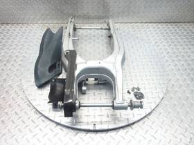 Dis.101605 Aprilia 2000 Pegaso 650 Ie Swing Arm Swingarm Chain Guard