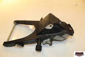 2314698 Bmw 2004 R1150r Front Subframe Sub Frame Mount 46 51