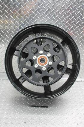 J17x5.50mt Buell 7813739 2008 Lightning Xb12s Rear Wheel Rim And Belt Pulley Sprocket 65t J17x5.50mt Buell 7813739 2008 Lightning Xb12s Rear Wheel Rim And Belt Pulley Sprocket 65t
