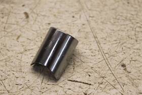 90945-93 Harley 03 Harley-davidson Electra Glide Ultra Classic Saddlebag Guard Mount
