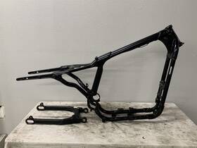 43439-10 Harley-davidson 2007 Sportster Xl1200c Main Frame Chassis Straight