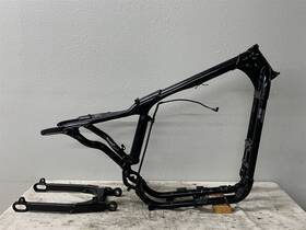49430-06a Harley-davidson Sportster 05 Xl1200r Main Frame Chassis Straight