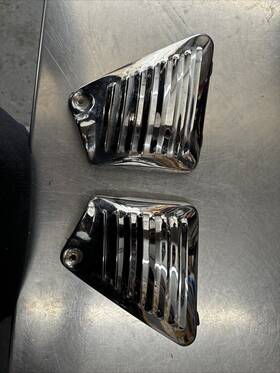 66114-01 Harley-davidson 66102-01 2003 V Rod Frame Side Covers Used Pair And 66114-01 Harley-davidson 66102-01 2003 V Rod Frame Side Covers Used Pair And