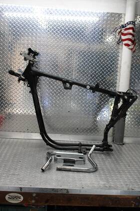 7480938 Harley-davidson 1973 Sportster 1000 Xlch Cln Clr Reg Frame/triple Tree/handlebar