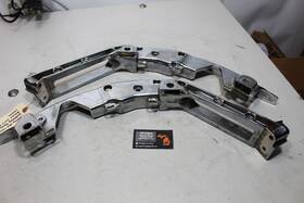 90201661 Harley-davidson Oem Touring Saddlebag Frame Support Bracket Left Right Pair Chrome