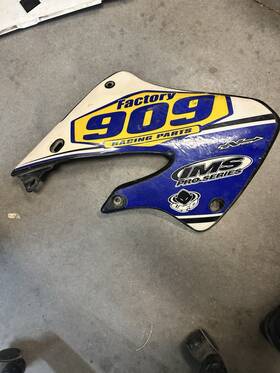 19071-kz3-j00za Honda 1997-99 Cr250r Cr 250 Right Radiator Shroud Point Nw64c