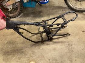 50100-137-670b Honda 74-76 Xl-70 Frame And Swingarm