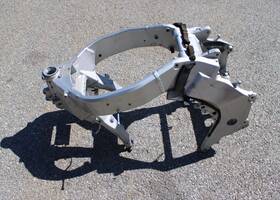 50100-mcs-l02za Honda 2004 St1300 Frame