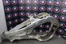 50100-men-a30 Honda 2010 09-10 Crf450r Oem Frame Chassis Chassi Main Mount No Ttl