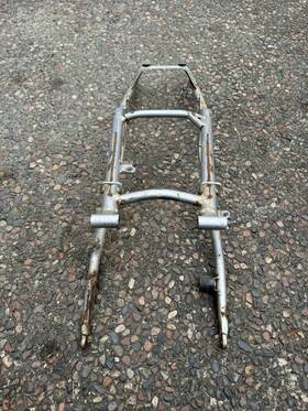 50200-kcy-760zb Honda 2001 00-04 Xr400r Oem Rear Back Sub Frame Subframe Rail