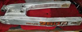 52000-ka4-730 Honda Cr250r 1984 Swingarm Rear Suspension Swing Arm