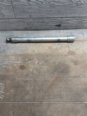 52101-mcj-750 Honda 02-03 2003 Cbr954rr Oem Swingarm Pivot Bolt Jr-701 52101-mcj-750 Honda 02-03 2003 Cbr954rr Oem Swingarm Pivot Bolt Jr-701