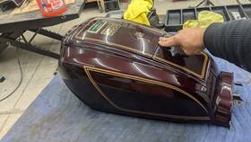 83100-463-890za Honda Oem Fuel Tank Shelter Cover 1981 Gl1100 Goldwing
