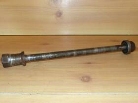 390cr Husqvarna 1979 1980 390 Cr Wr Or Oem Rear Wheel Axle Bolt