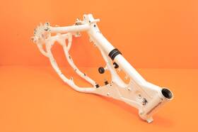 8a0096954 Husqvarna 2004 01-05 Cr125 Oem Main Frame Chassis Engine Cradle Body