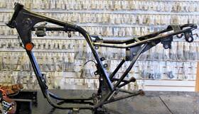 32002-1929 Kawasaki 1987 Ltd Kz 305 B2 Frame Oem#