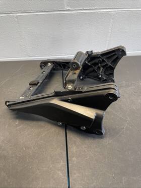32160-0410 Kawasaki 10-13 Zr1000 Zr 1000 Oem Straight Tail Subframe Sub Left Right Set