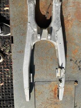 33001-0069 Kawasaki 2006 Kx 250f Swingarm Used 33001-0069 Kawasaki 2006 Kx 250f Swingarm Used
