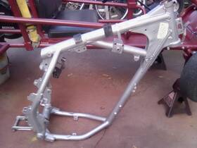 Jkaklea1-0ja009517 Kawasaki Original Oe 32002-1915-x3 1987 Kl650a Klr650 O.e.m Main Frame Chassis Kl650