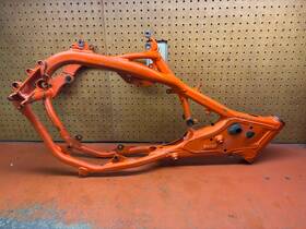 55603101000eb Ktm Main Frame California 2-stroke 2019 250 300 2017-2019