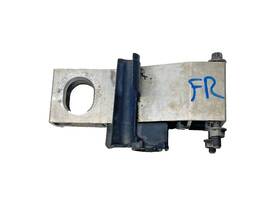 A2226261431 Mercedes 14-17 S550 W222 Front Right Subframe Bracket Oem B0.06