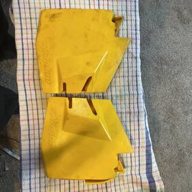 502006903 Ski-doo 08 Summit Xp Control Arm Cover Panels Right And Left 1 Is Cracked 325