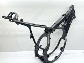 Suzuki 41100-43d30-24k 1994 Rm125 Main Frame 1992-1995 Chassis Hull Oem Rm 125 Suzuki 41100-43d30-24k 1994 Rm125 Main Frame 1992-1995 Chassis Hull Oem Rm 125