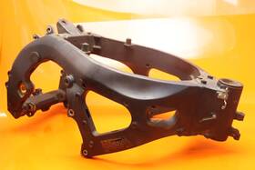 41100-47h00-yua Suzuki 2009-2011 Gsxr 1000 Oem Straight Frame Chassis Race/stunt Only