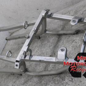 41200-40f02 Suzuki 41200-40f00 01 02 Gsxr1000 Gsxr 1000 Oem Rear Subframe Sub Frame Q