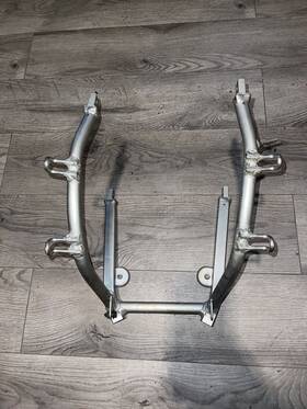 43980-33e00 Suzuki 1996 Gsxr750 Srad Rear Back Tail Subframe Sub Frame