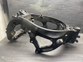 56-9707 Suzuki 2009 Gsxr1000 Frame Chassis Slvg. 3 215 Miles #78257 56-9707 Suzuki 2009 Gsxr1000 Frame Chassis Slvg. 3 215 Miles #78257