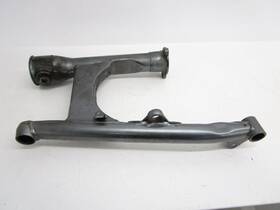 61100-38b01-yu8 Suzuki 05 S83 Boulevard 1400 Rear Swing Arm 2005