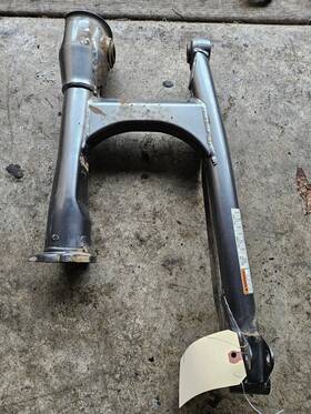 61100-38e01 Suzuki 93-03 Intruder 800 Vs800 Rear Swingarm Swing Arm