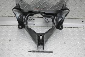 7814045 Suzuki 2007 Gsxr600 Upper Fairing Mirror Gauges Stay Bracket