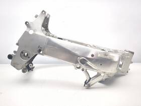 Js1gr7da6w2101387 Suzuki 97-00 Gsxr 750 Main Frame Chassis Straight Slvg Js1gr7da6w2101387 Suzuki 97-00 Gsxr 750 Main Frame Chassis Straight Slvg