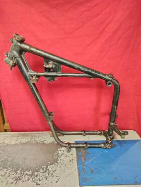 F6903 Triumph 1967 Tr6r Trophy Unit 650 Front Frame Section F6903 Triumph 1967 Tr6r Trophy Unit 650 Front Frame Section