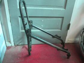 090324 Triumph F7372 650 1966 1967 Rear Frame Section T120r T120c Tr6r Tr6c