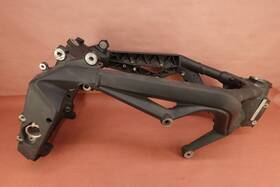 Smtl03ne9gt729014 Triumph 2016 13-16 Street Triple R Main Frame Chassis