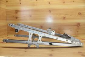 T2071093 Triumph 2000 2003 Tt600 Tt 600 Oem Rear Subframe Sub Frame