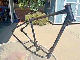 Ma-4326 Velocette Mac Rigid 350cc Frame - Late 1940s Early 1950s Ma-4326 Velocette Mac Rigid 350cc Frame - Late 1940s Early 1950s