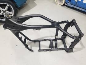 1d7-21110-01-00 Yamaha 2007 Roadliner Xv1900 Frame Damaged Clean
