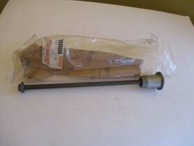 21v-23170-00 Yamaha Nos Motorcycle 1983-85 Tri-moto Ytm 200 Front Fork Cylinder