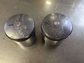 285-11631-00-96 Yamaha Dt1 Nos Pistons Quantity Two Standard Bore With Matching Rings