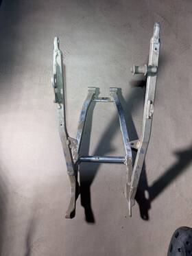 2s2-21190-00-00 Yamaha 2s2-21190-00-00. 2006-2009 Yz250f Yz450f Aluminum Rear Subframe Structure