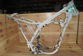 2vm-21110-00-uj Yamaha 1988 Yz250 Yz 250 Main Frame Chassis Bos Ca Verified
