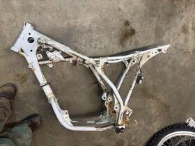 3bk-21110-00-33 Yamaha 88 89 90 Dt-50lc Frame