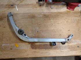 3gp-21140-00-35 Yamaha 1989 Fj1200 Frame Rail Down Tubes