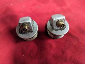 3h3-23111-00 Yamaha 1980 Xs1100 Xs11 Midnight Special Front Fork Cap Bolts With Air Valves