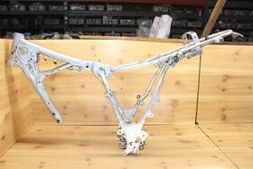 4fd-21110-11-35 Yamaha 1998-2000 Xt225 Xt 225 Serow Oem Main Frame Chassis Bos Ca Verified