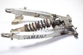 4vw-f2110-10-t9 Yamaha 2002 Ttr225 Ttr 225 Engine Motor Back Rear Swingarm Swing Arm